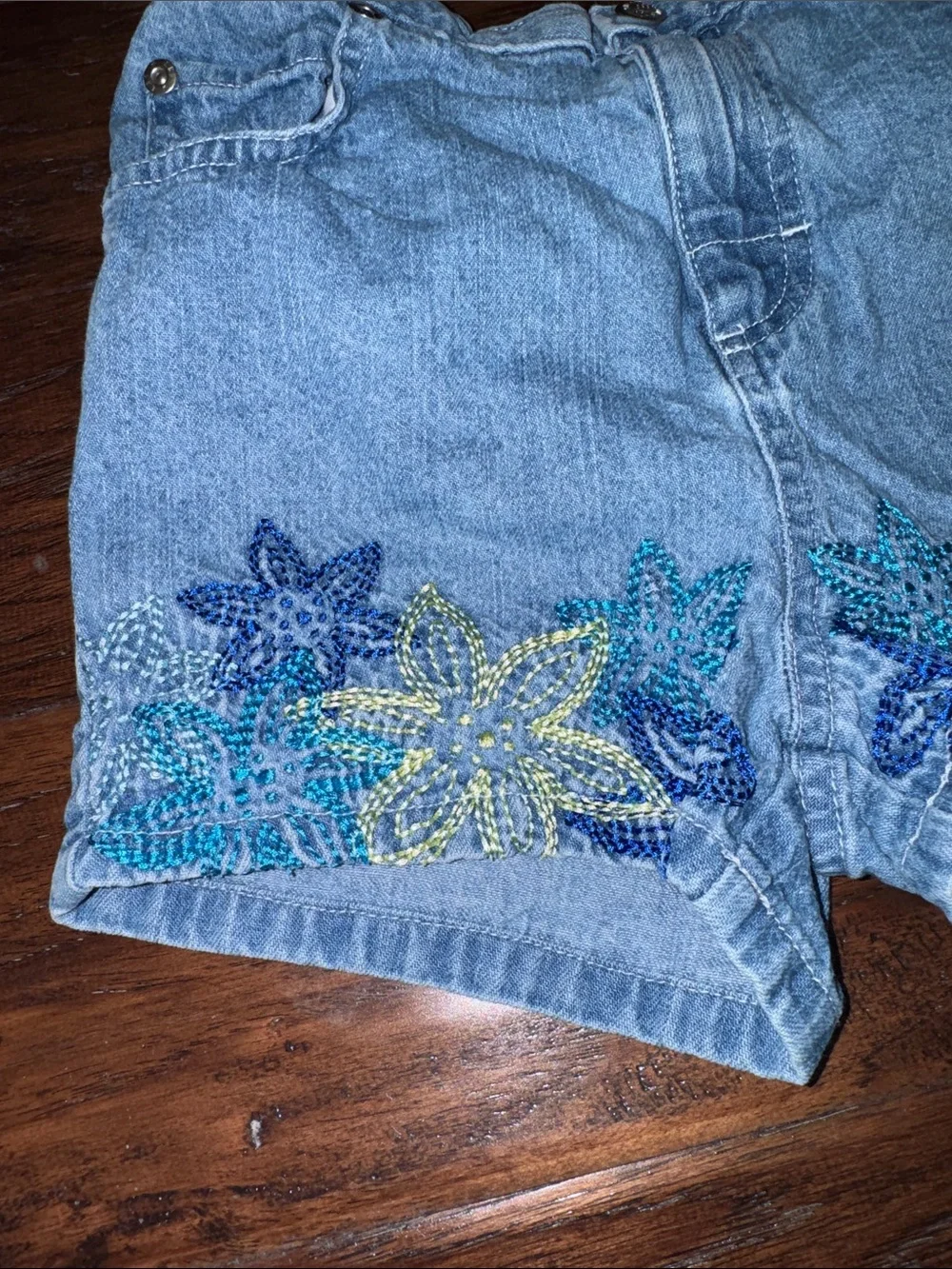 Canyon River Blues Light Blue Denim Shorts with Floral Embroidery Girls 4T